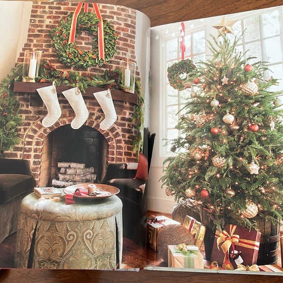 2013 Southern Living Christmas Cookbook - Picture 4 of 6